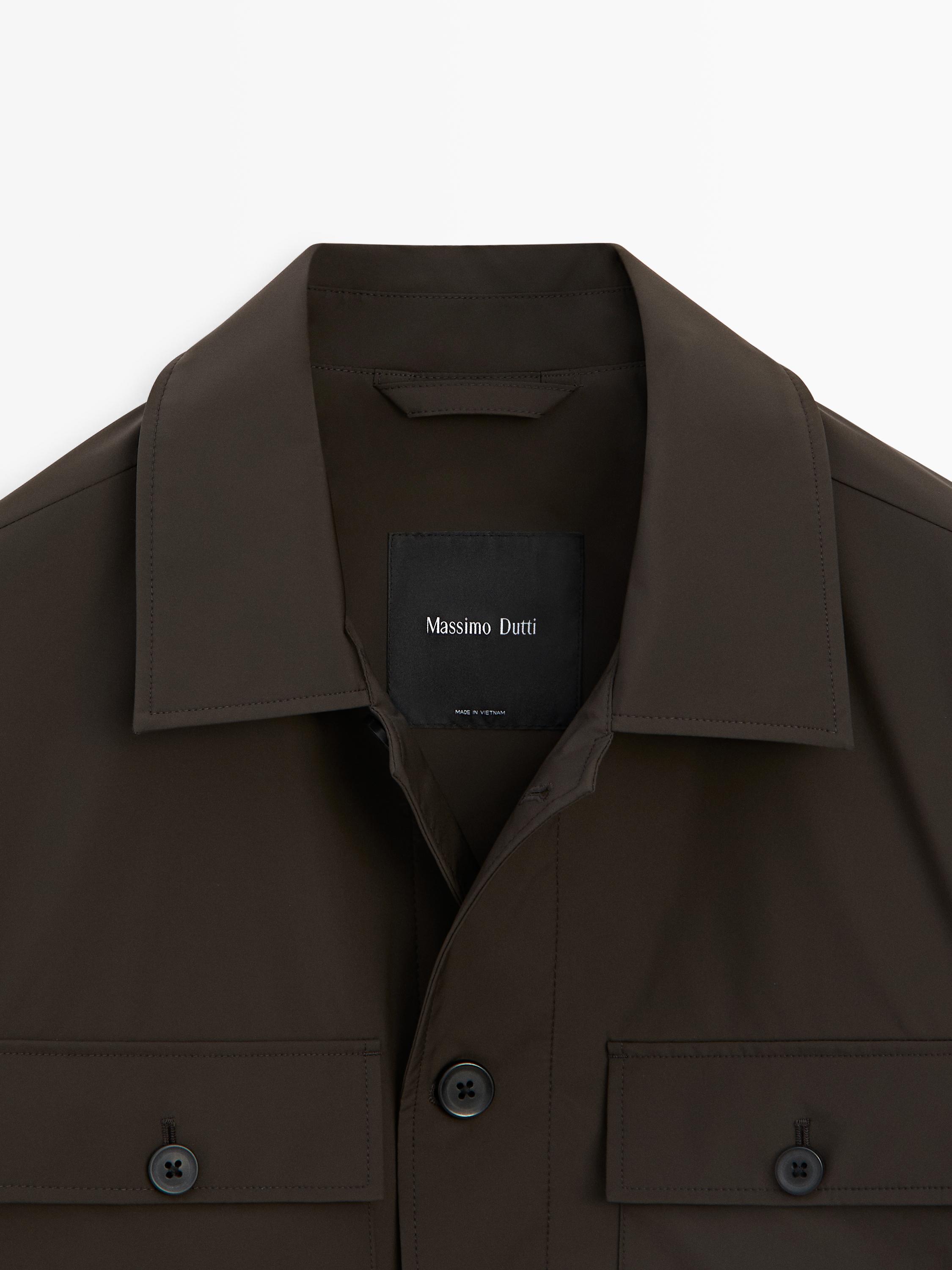 Short jacket with pocket details